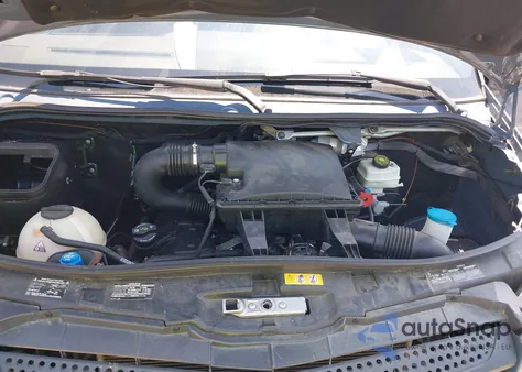 2018 Mercedes-Benz Sprinter 2500 Standard Roof V6 from USA, damaged, VIN WD3PE7CDXJP635883